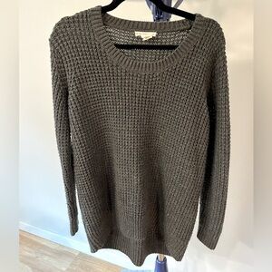 Women’s sweater size medium